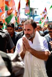 Rahul Gandhi reached Ladakh on a 2-day tour, a warm welcome at the airport