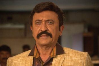 Tej Sapru as dangerous don Munna Bhai in 'Chattaan'..!