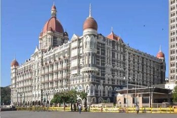 Mumbai's Taj Hotel receives bomb threat, police alert