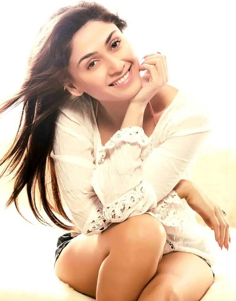 Actress Manjari Phadnis watches Friends in her free time.