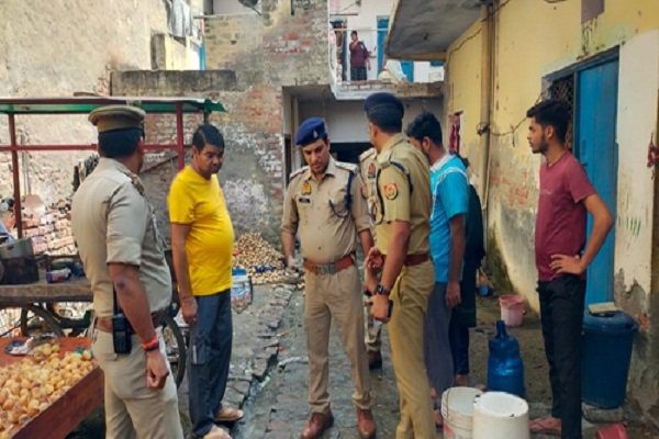 Cylinder burst while making samosa at home, seven people got burnt;There was a stir in the area