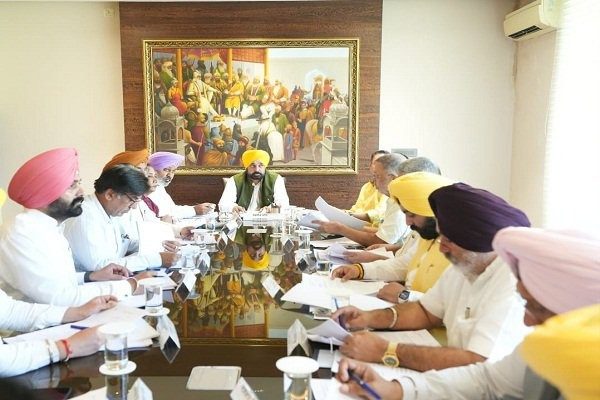 Discussion on SYL in emergency meeting of Punjab Cabinet, CM Mann said - will not give even a drop more water