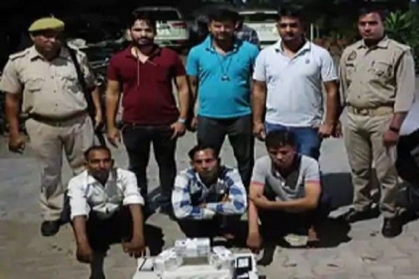 Fake notes and printing machine seized in Meerut, three arrested