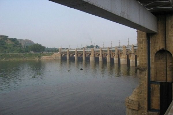 Farmers in Tamil Nadu's delta districts worried over decline in water level of Mettur Dam