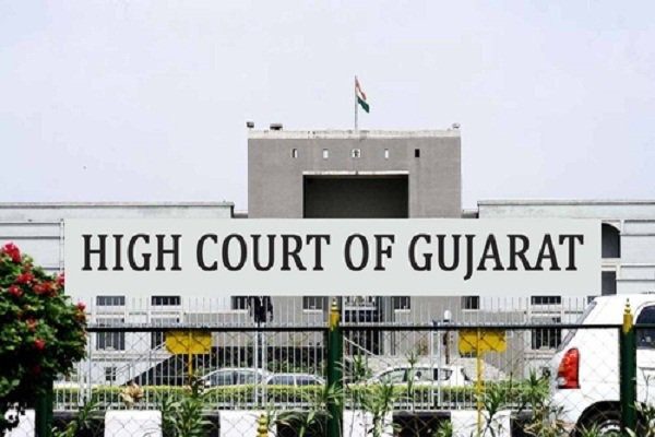 High Court notice to Gujarat University on PM Modi's degree controversy, next hearing on November 3