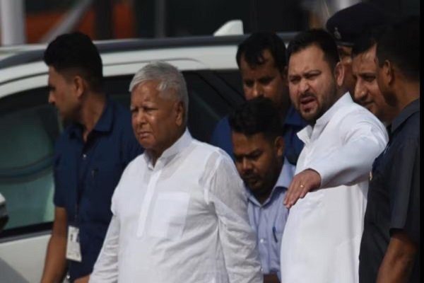 Land for Job scam case Big relief to Lalu family, Delhi's Rouse Avenue Court grants bail