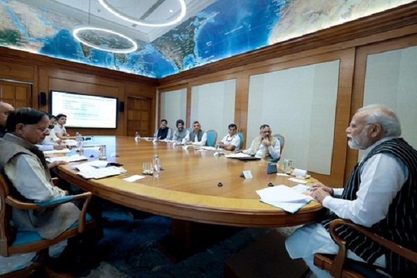 PM Modi busy in fulfilling the announcements made from Red Fort, important meeting with officials