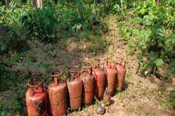 Plot to blow up security forces in Budha Pahad foiled, nine IEDs including seven cylinder bombs recovered