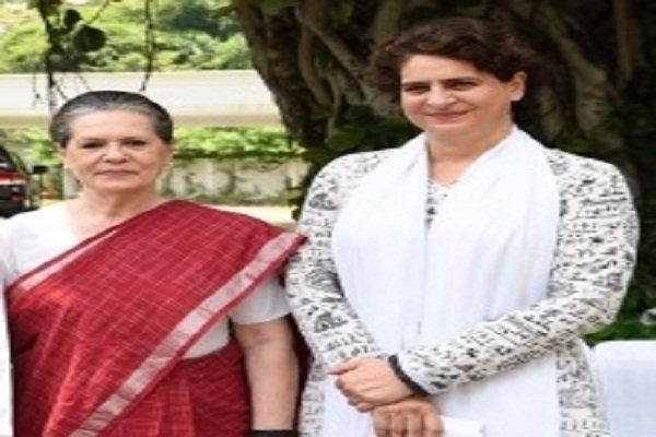 Sonia and Priyanka will attend DMK women's conference on Saturday