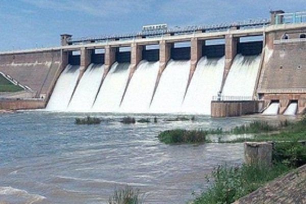 Tamil Nadu officials will discuss with farmers today on releasing water from Vaigai Dam