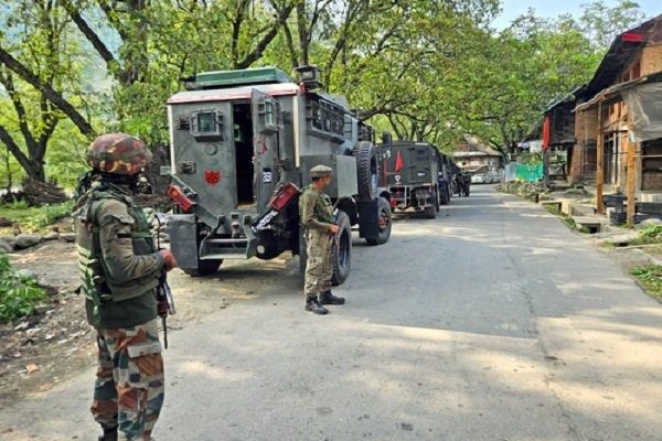 Target killing again in Jammu and Kashmir, terrorists shot dead an outside laborer