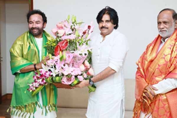 Telangana BJP leaders discuss possible alliance with Pawan Kalyan