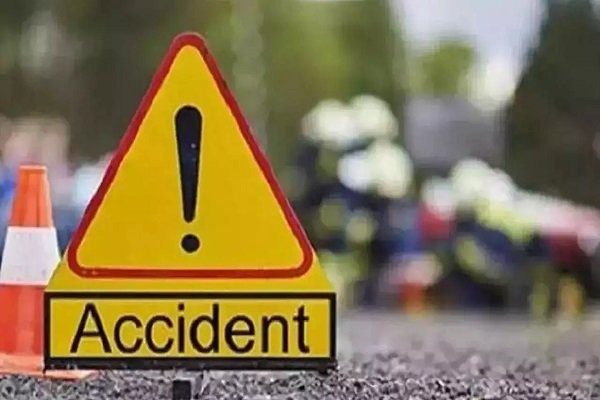 Three killed, five injured in Jammu and Kashmir road accident