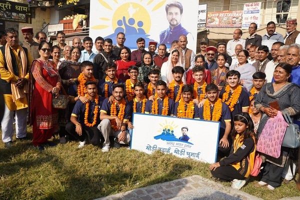 A group of brilliant students of Hamirpur returned to Himachal after a unique seven-day journey.