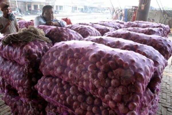 After tomato, onion prices skyrocket in UP