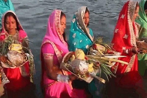 Chhath festival started with Nahay-Khay, devotees took a dip in Ganga;Know the fasting method