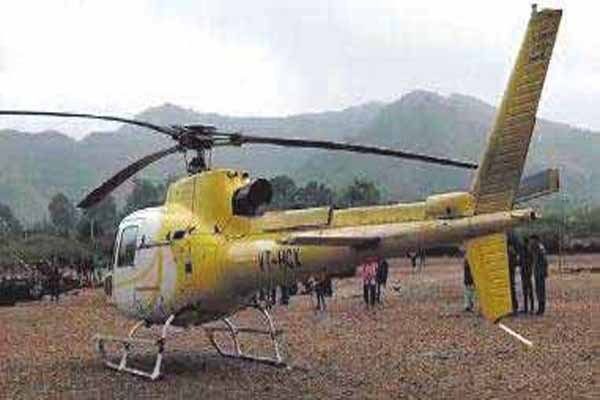 Emergency landing of helicopter in the field due to bad weather in Gogunda