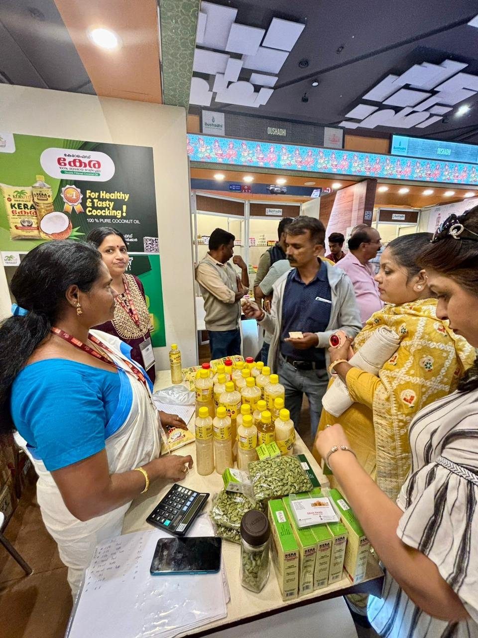 Kerala's -1Kera-1 brand coconut oil sales boom in trade fair-८