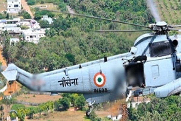 Major accident in Kochi, Kerala, officer dies due to rotor blade of naval helicopter on Garuda runway