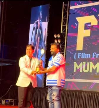 Martial arts guru Cheetah Yajnesh Shetty received the award of Best Film Action Choreographer of the Decade