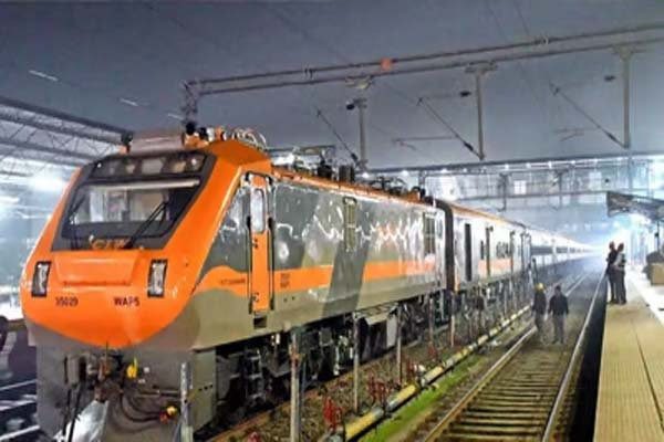 Countrymen are going to get the gift of two more Amrit Bharat Express, PM Modi will announce