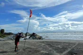 Goa is paying the price of bad weather, beaches are shrinking, cashew crops are deteriorating