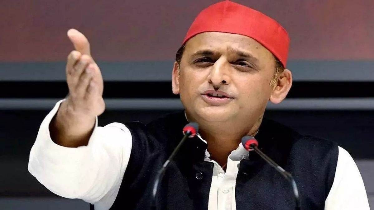 BJP insulted art and culture - Akhilesh Yadav