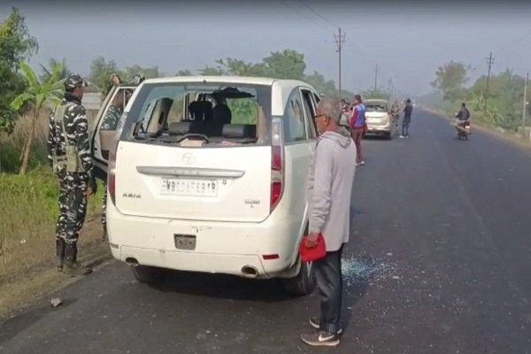 ED team that went to raid TMC leader's hideout in West Bengal attacked, car also broken