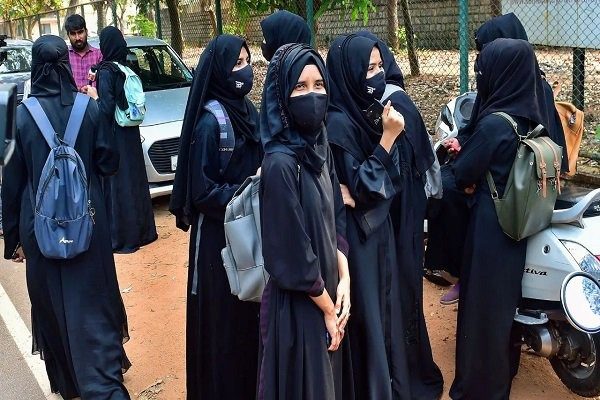 Now ruckus over Hijab in Rajasthan schools Education Minister asked for status report - Government preparing to ban it