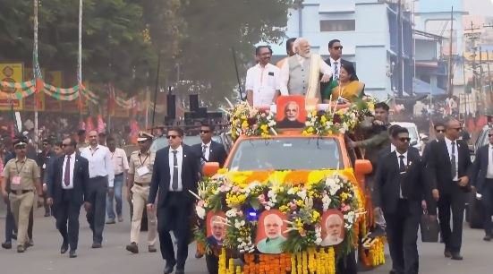 PM Modi did road show in Thrissur, Kerala