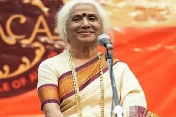 Padma Vibhushan awarded singer Prabha Atre dies of heart attack, breathed her last at the age of 92