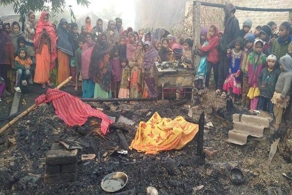 The whole family was sleeping, the house caught fire… four including two innocent people were burnt to death