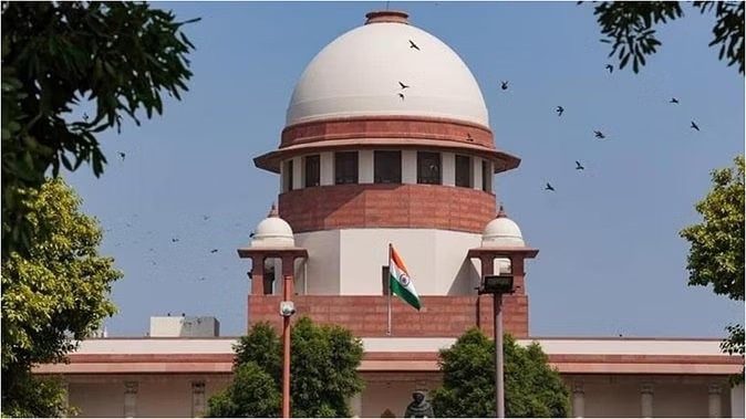 Aadhaar information is mandatory in the form, Supreme Court will not initiate contempt proceedings against the Election Commission