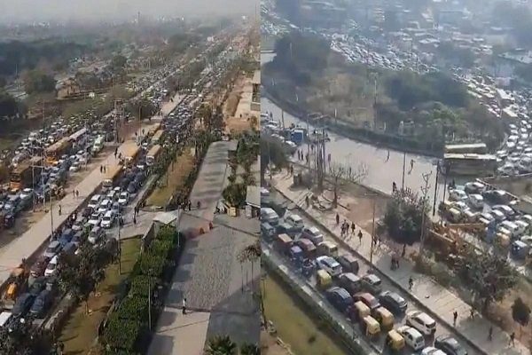 Farmers will march to Delhi to surround Parliament House, all borders sealed for 24 hours - heavy force deployed