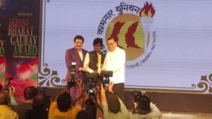 Senior film journalist Kali Das Pandey received 'Akhand Bharat Gaurav Award'