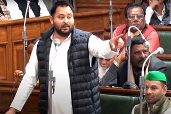 Tejashwi took a jibe at Nitish, never seen anyone taking oath as Chief Minister thrice in the same term.