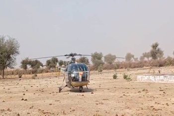 Emergency landing of Indian Army's Chetak helicopter in the field