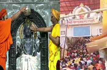 Crowd of devotees gathered to see Ramlala on Ramnavmi.