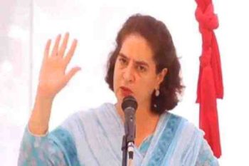 PM Modi's responsibility is to take care of the dignity of the post: Priyanka Gandhi