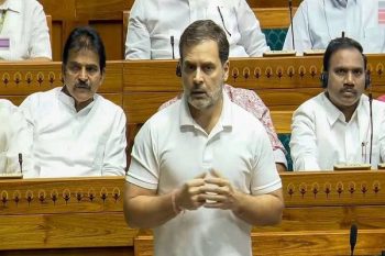 Congress accused of switching off Rahul's mic in Parliament