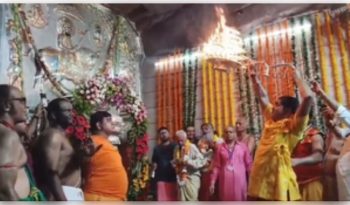 Long queues of devotees for darshan at Baba Ramdev temple