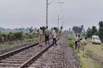 The train collided with a piece of rail standing in the middle of the track