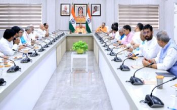 CM Yogi held an important meeting regarding by-elections on 9 assembly seats