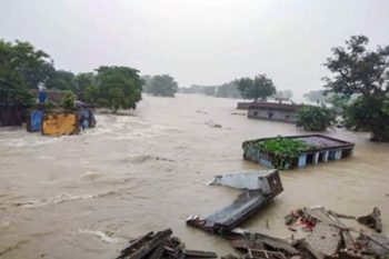 Flood situation in Bihar is serious, 4 lakh people in 16 districts affected