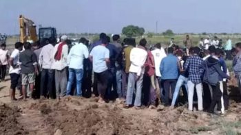 Female officer dies due to soil collapse at Harappa Culture Center