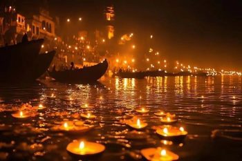 Kashi lit up with 25 lakh lamps on 84 Ganga Ghats