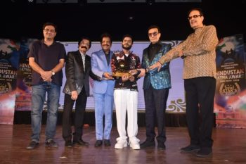 Actor Nitin Rocks received 'Hindustan Ratna Award'