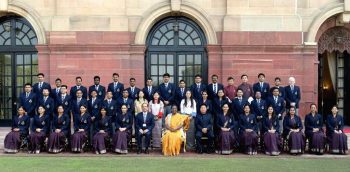 IRS trainee officers meet the President