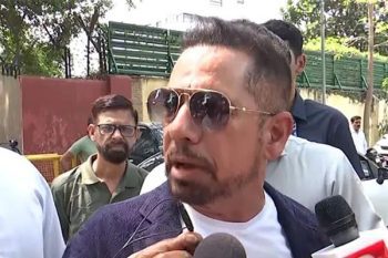 Land deal case ED issues second summons to Robert Vadra