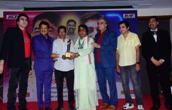 Senior advocatefilm journalist Kali Das Pandey honoured